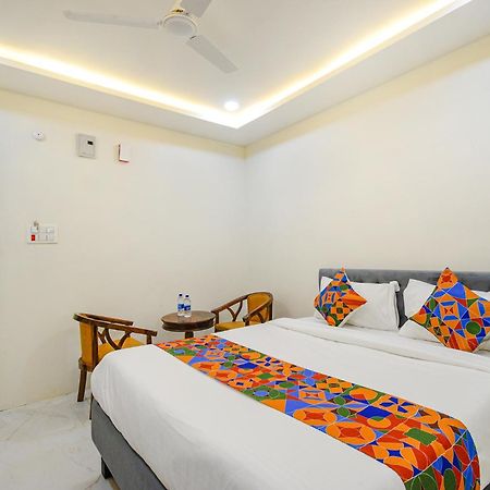 Fabhotel Ssr Ikon Suites - Nr Hyderabad Central University, Kondapur Exteriér fotografie
