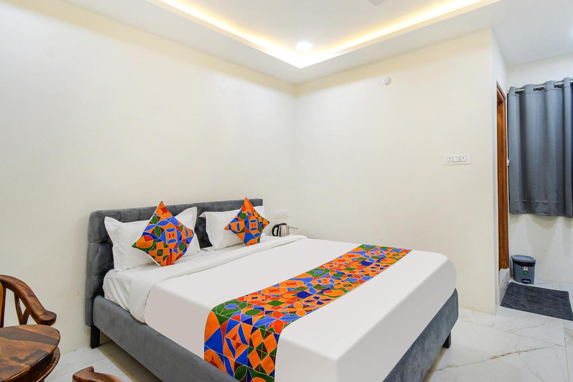 Fabhotel Ssr Ikon Suites - Nr Hyderabad Central University, Kondapur Exteriér fotografie