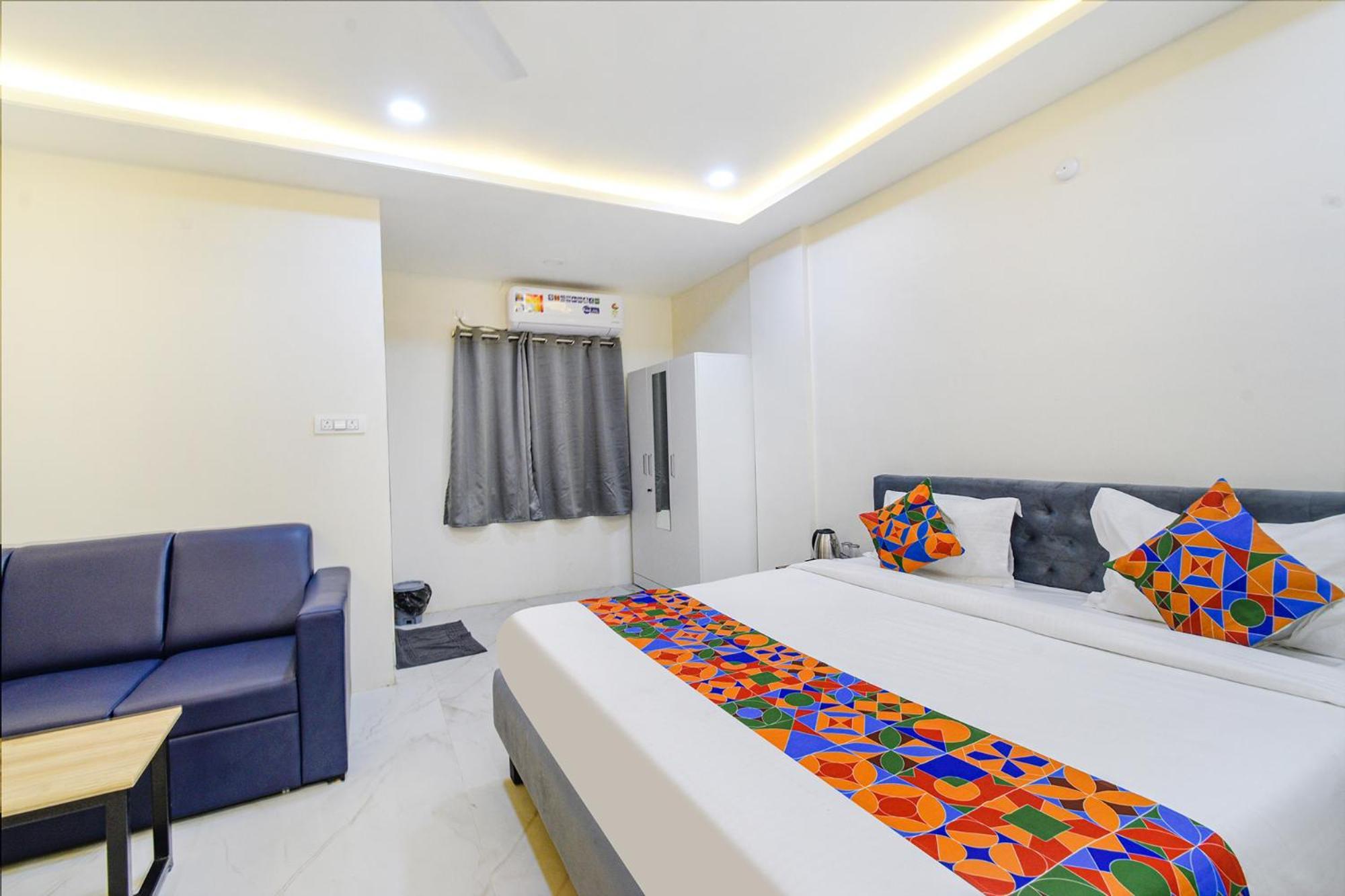 Fabhotel Ssr Ikon Suites - Nr Hyderabad Central University, Kondapur Exteriér fotografie