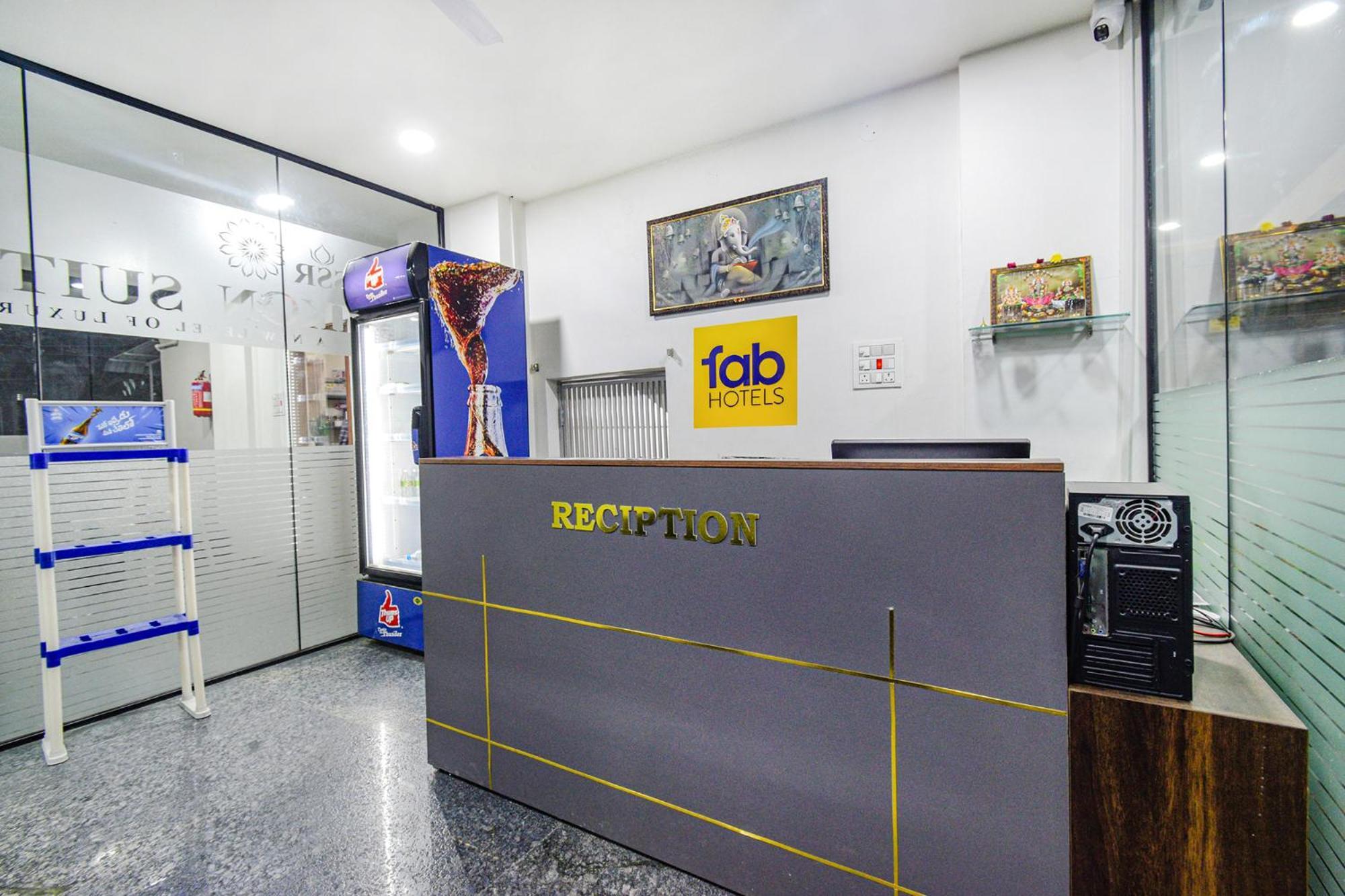 Fabhotel Ssr Ikon Suites - Nr Hyderabad Central University, Kondapur Exteriér fotografie