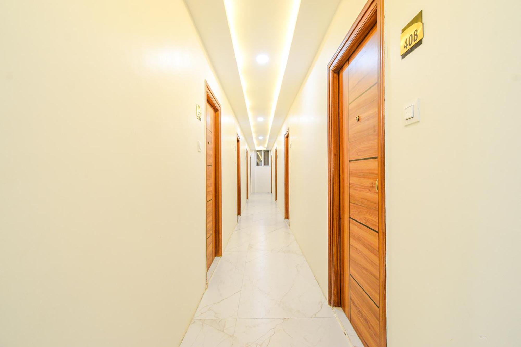 Fabhotel Ssr Ikon Suites - Nr Hyderabad Central University, Kondapur Exteriér fotografie