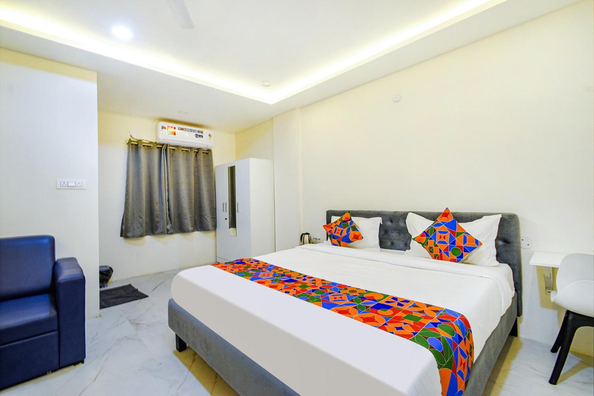 Fabhotel Ssr Ikon Suites - Nr Hyderabad Central University, Kondapur Exteriér fotografie